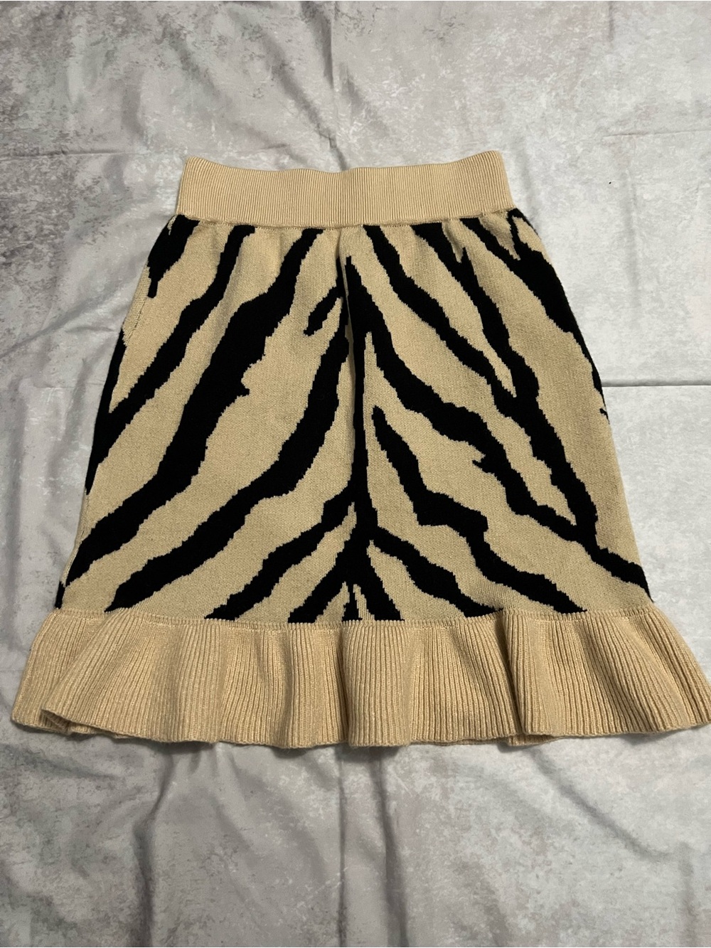 Jen’s Pirate Booty Free People Beige and Black Zebra Ruffle Hem Knit Skirt